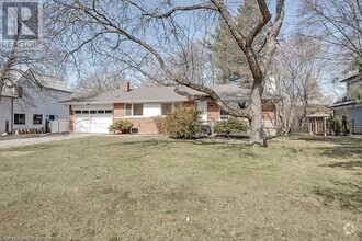 Building Photo - 2063 Glenforest Crescent
