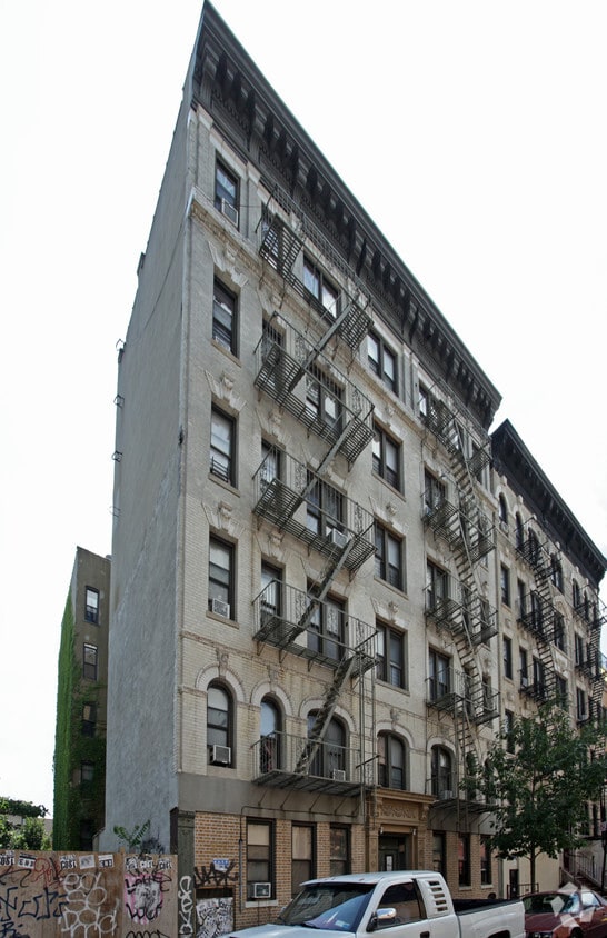 Primary Photo - 160 S 1st St