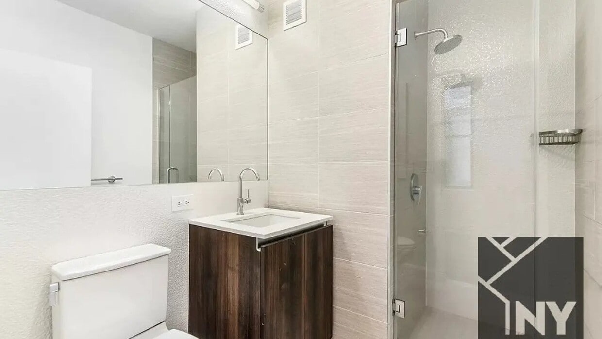 Building Photo - 15 Park Pl