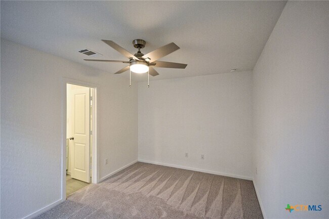 Building Photo - 12127 Floral Blossom