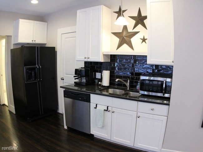 2 Br 1 Bath 17 Williams St Sw Apartment For Rent In Grand