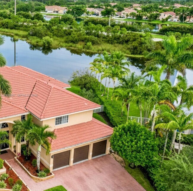 Foto del edificio - 1333 SW 175th Way