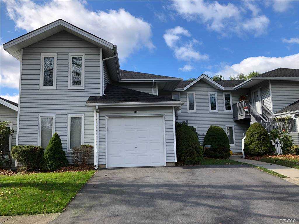 Foto principal - 103 Fairfield Dr N