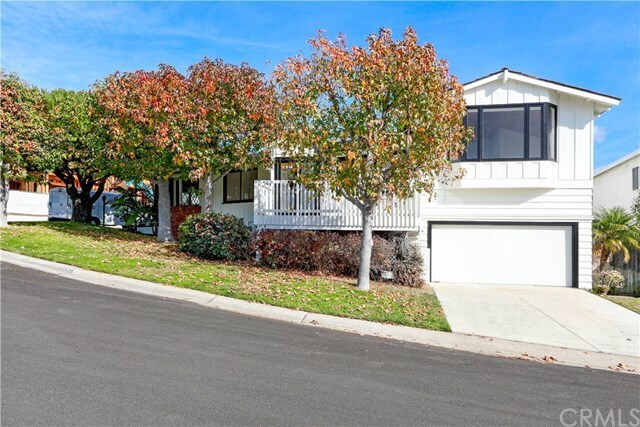 Primary Photo - 544 De Anza Dr