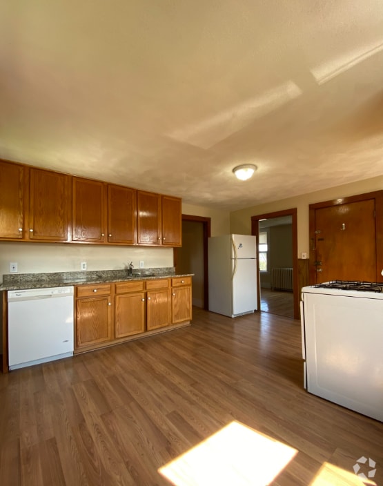 Building Photo - 51 Aldie St