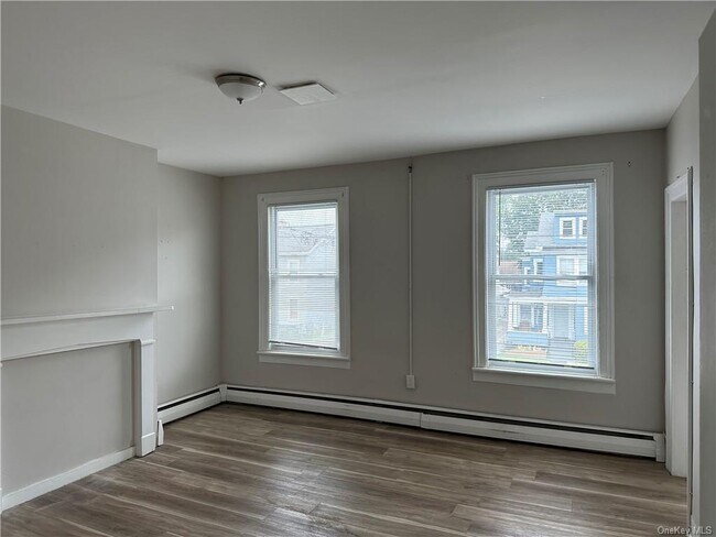 Building Photo - 23 Jewett Ave