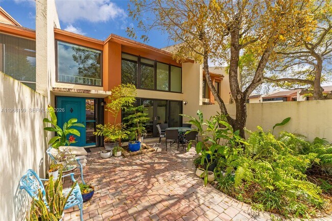 Foto del edificio - 7825 SW 103rd Pl