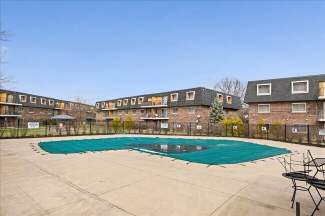 Building Photo - 3222 Sanders Rd