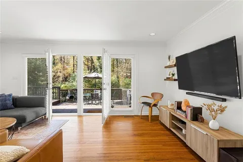 Foto del edificio - 2193 Capehart Cir NE