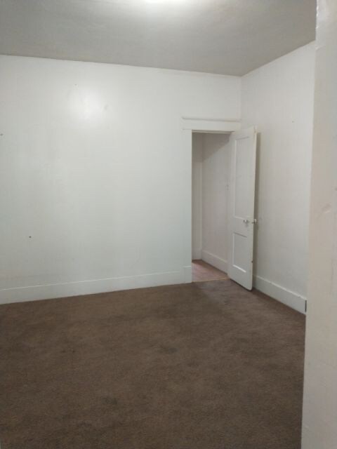 Primary Photo - 123 W 21st St