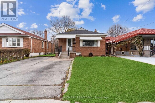 Photo du bâtiment - 1356 Warden Ave.