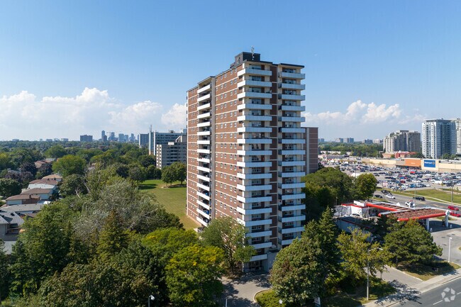 Photo du bâtiment - 2250 Kennedy Rd