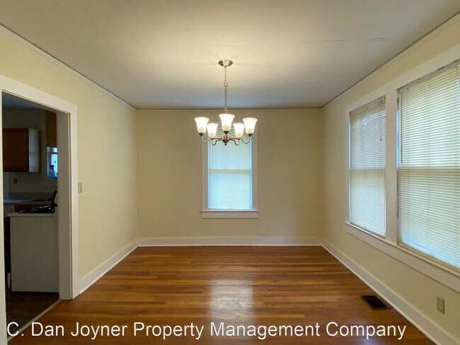 Building Photo - 2 br, 1 bath House - 5 W Marion Rd.