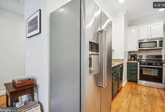 Foto del edificio - 1827 1st St NW