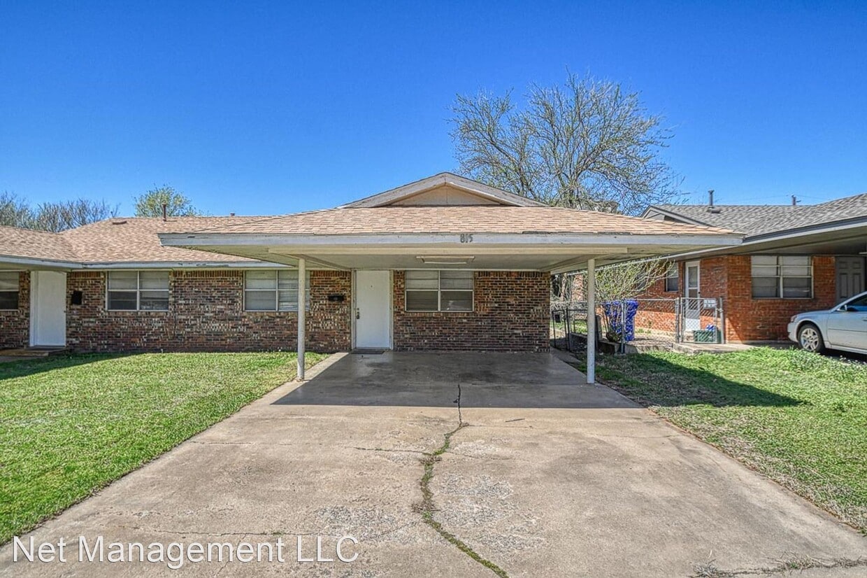 Primary Photo - 2 br, 1 bath House - 815 Drake Drive
