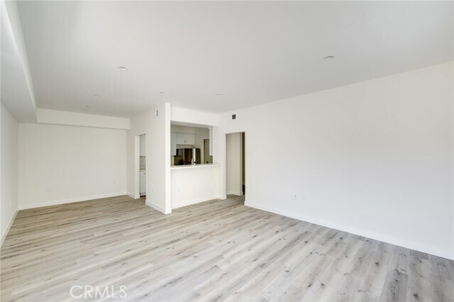 Building Photo - 14526 Hartland St