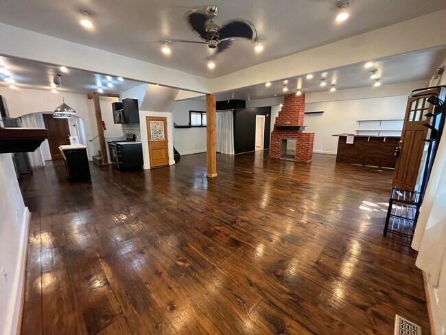 Foto del edificio - 217 NW 22nd St
