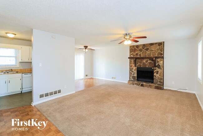 Foto del edificio - 3665 Silver Leaf Ln SW