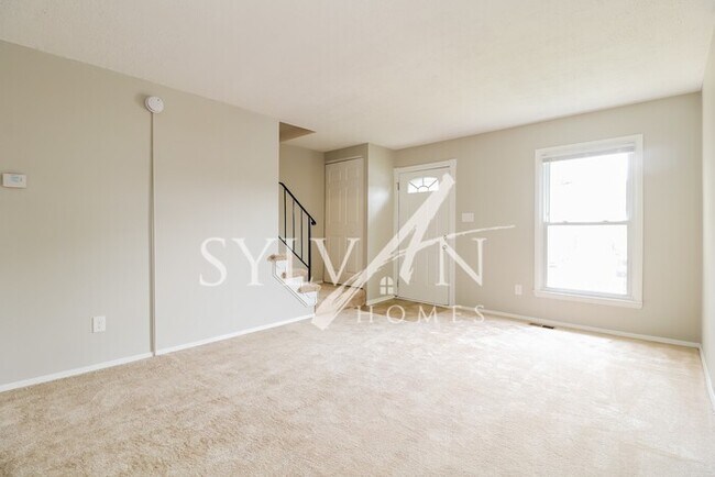 Building Photo - Move-in ready for new residents!