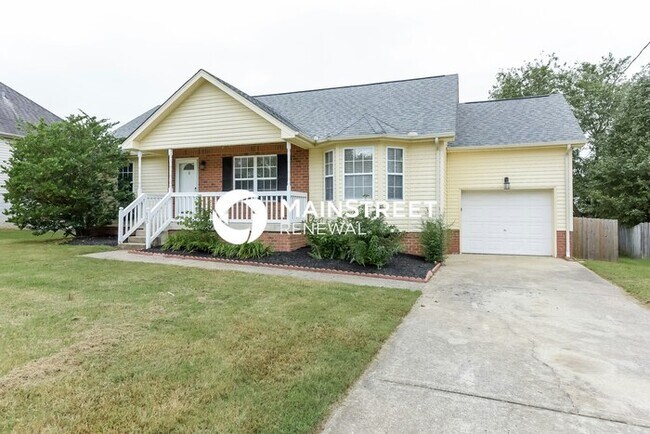 Building Photo - 3 Bedroom Pet-Friendly Home in Old Hickory, TN with Main Street Renewal