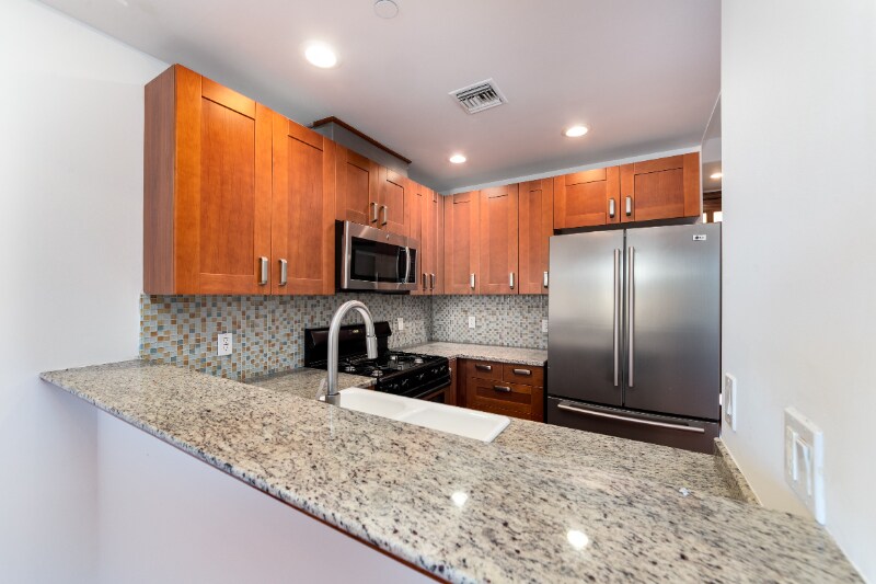 Foto principal - 5303 Satsuma Ave