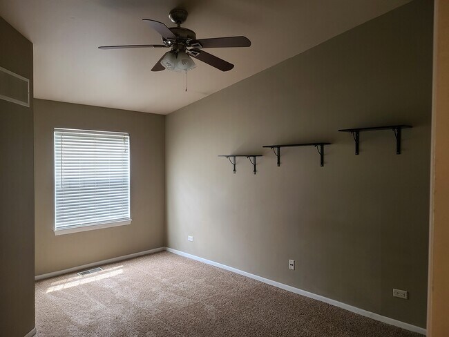 Bedroom - 1313 E Wyndham Cir