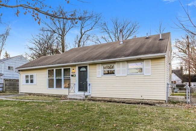 Building Photo - 1131 Lockwood Rd