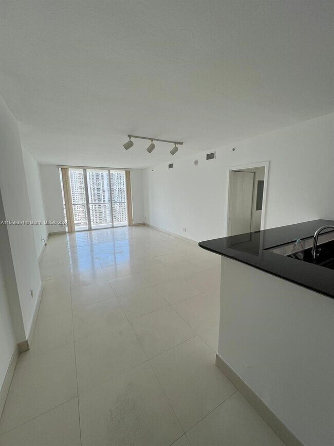Building Photo - 325 S Biscayne Blvd