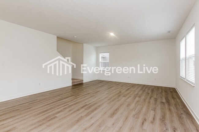 Building Photo - 852 Penrose Pl