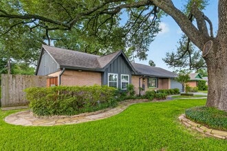 Building Photo - 10233 Moorberry Ln