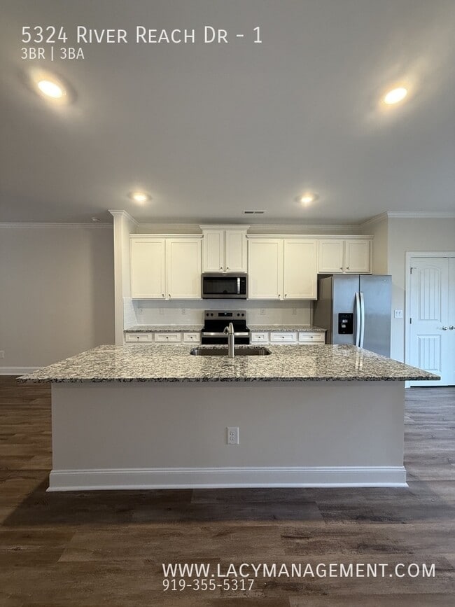 Building Photo - 5324 River Reach Dr