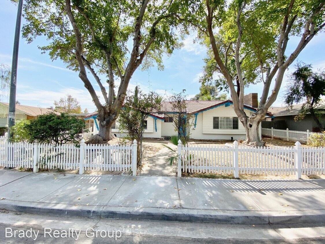 Primary Photo - 4 br, 2 bath House - 2913 Colanthe