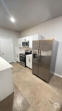 Building Photo - 1204 N 8th St