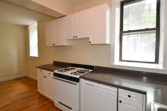 Foto del edificio - 632 W Oakdale Ave
