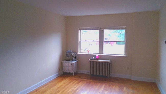 Foto del edificio - 3304 Jefferson Ave