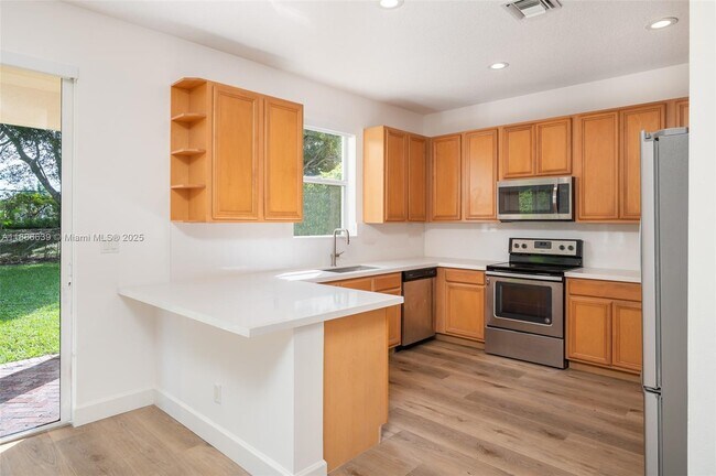 Foto del edificio - 19282 Seneca Ave