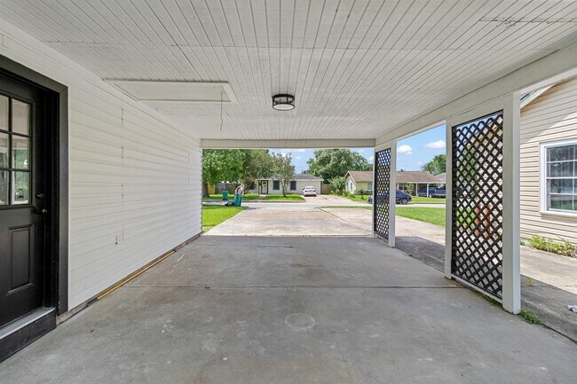 Foto del edificio - 1000 W Thomas Ave