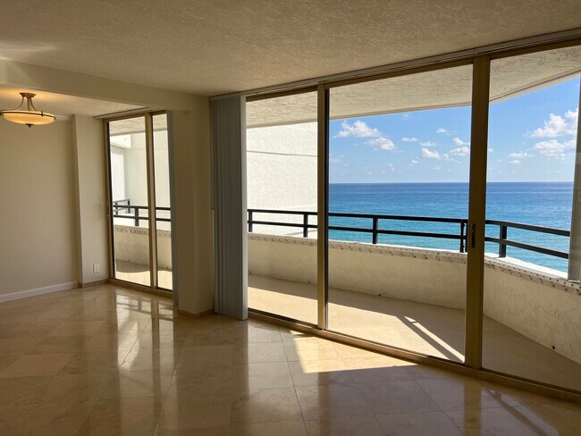 Foto del edificio - 3560 S Ocean Blvd