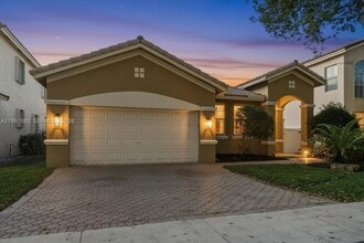 Building Photo - 2238 SW 125th Ave