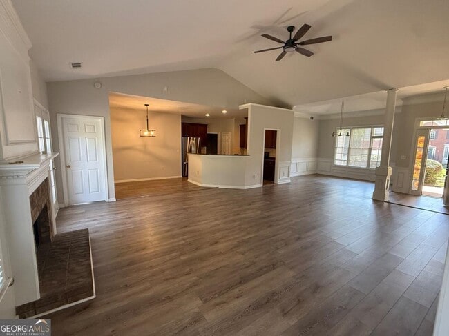 Foto del edificio - 258 Brookcliff Dr NE