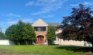 Building Photo - 16 Madison Ct