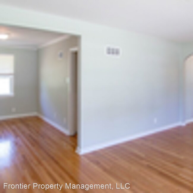Building Photo - 2 br, 1 bath House - 1125 Waldorf Dr
