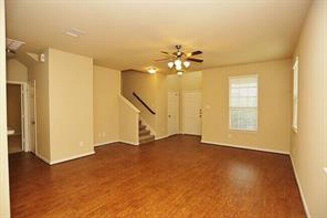 Foto del edificio - 10011 Cobbs Cove Ln