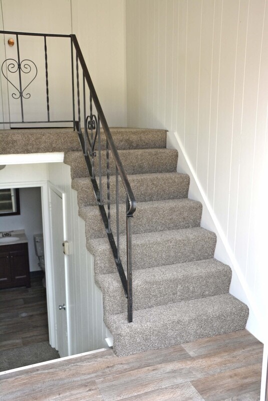 Building Photo - 1087 N 150 W