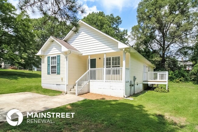Building Photo - 3905 Kehoe Dr