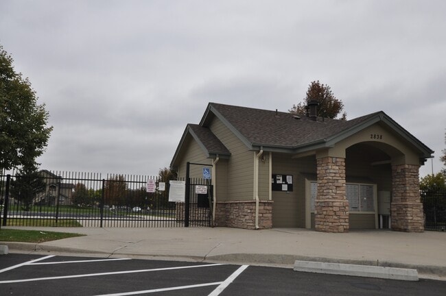 Building Photo - 2848 W Centennial Dr