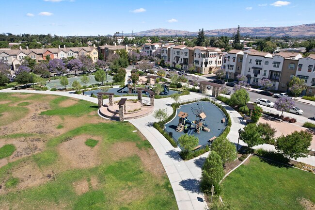 Foto del edificio - 2736 Cannara Ln