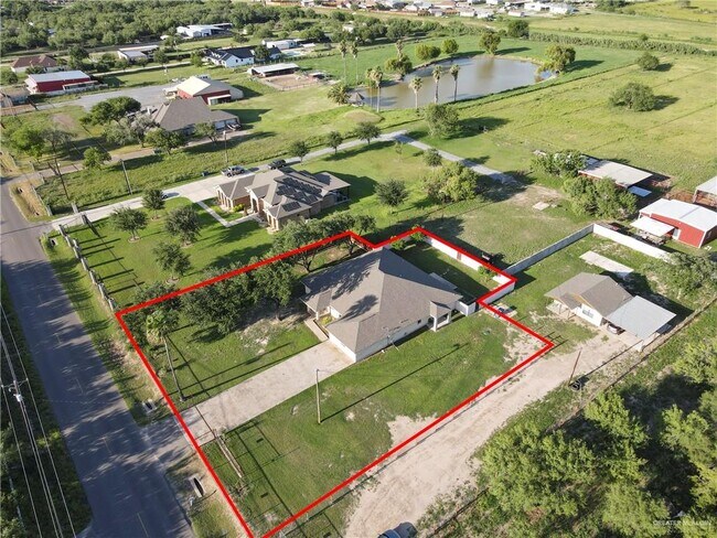 Foto del edificio - 4420 Los Ebanos Rd
