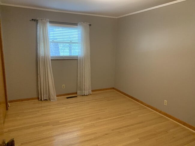 Building Photo - 115 Co Rd 576