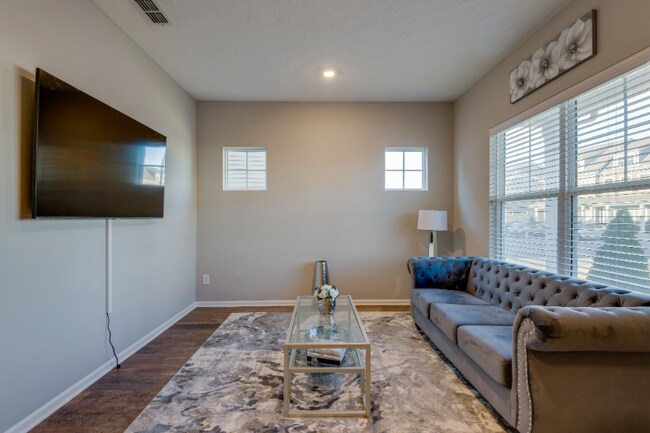 Foto del edificio - 729 Bradburn Village Way